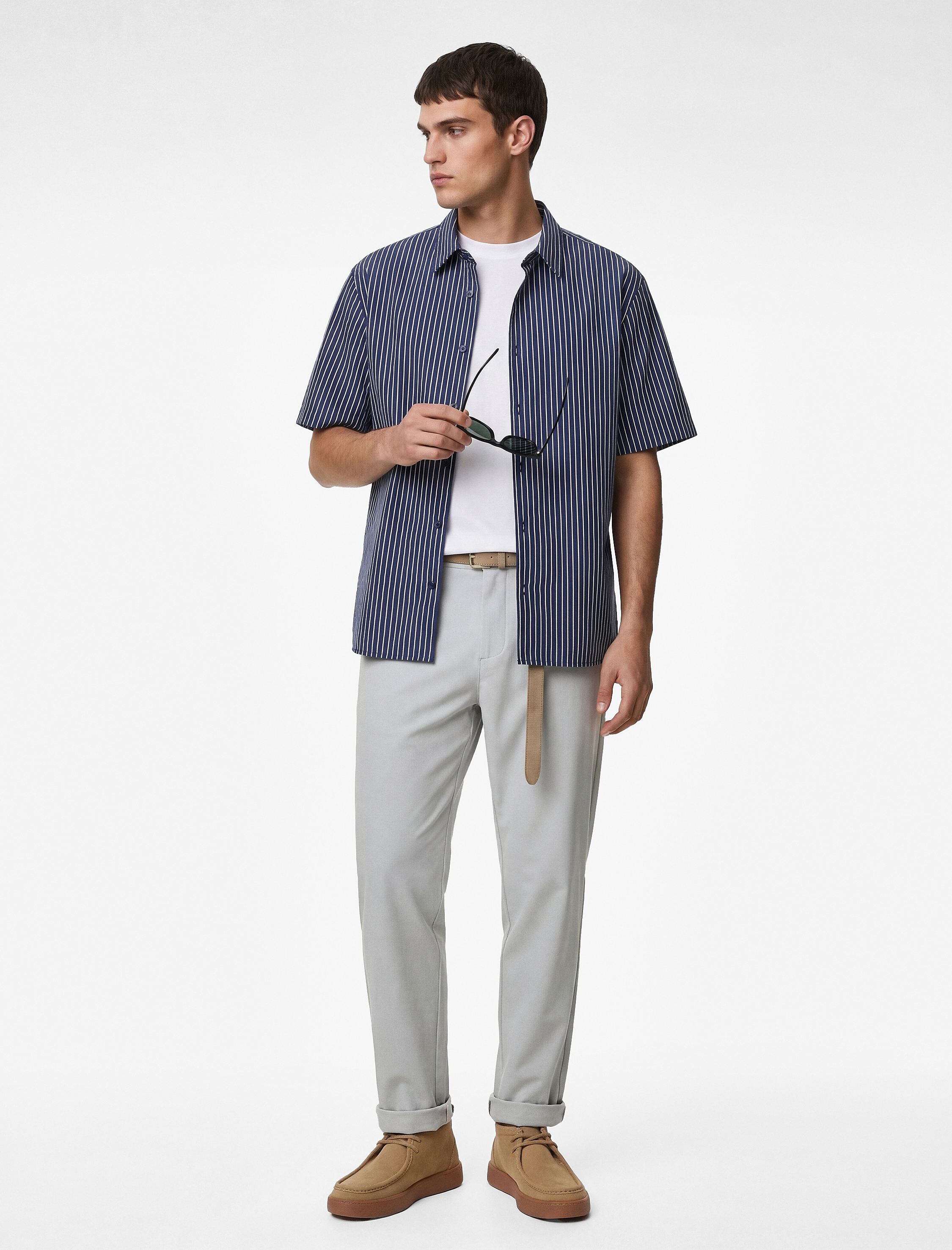 Rahat Kalıp Kısa Kollu Klasik Yaka Pamuklu Çizgili Gömlek