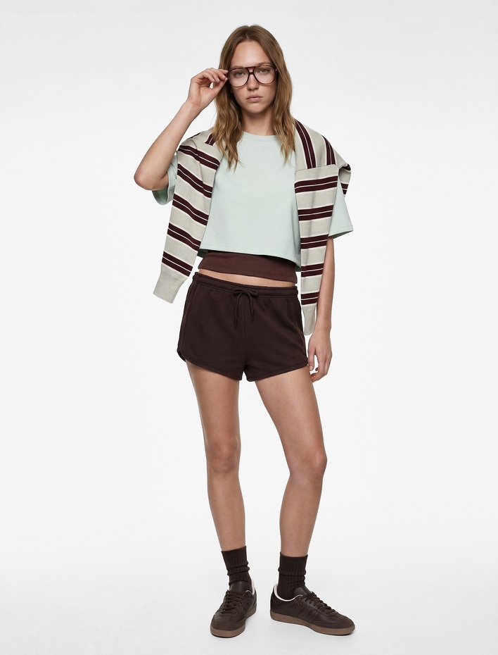  Rahat Kalıp Bisiklet Yaka Viskon Karışımlı Kısa Kollu Tişört