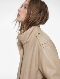 Fermuarlı Uzun Kollu Cep Detaylı Dik Yaka Oversize Suni Deri Ceket