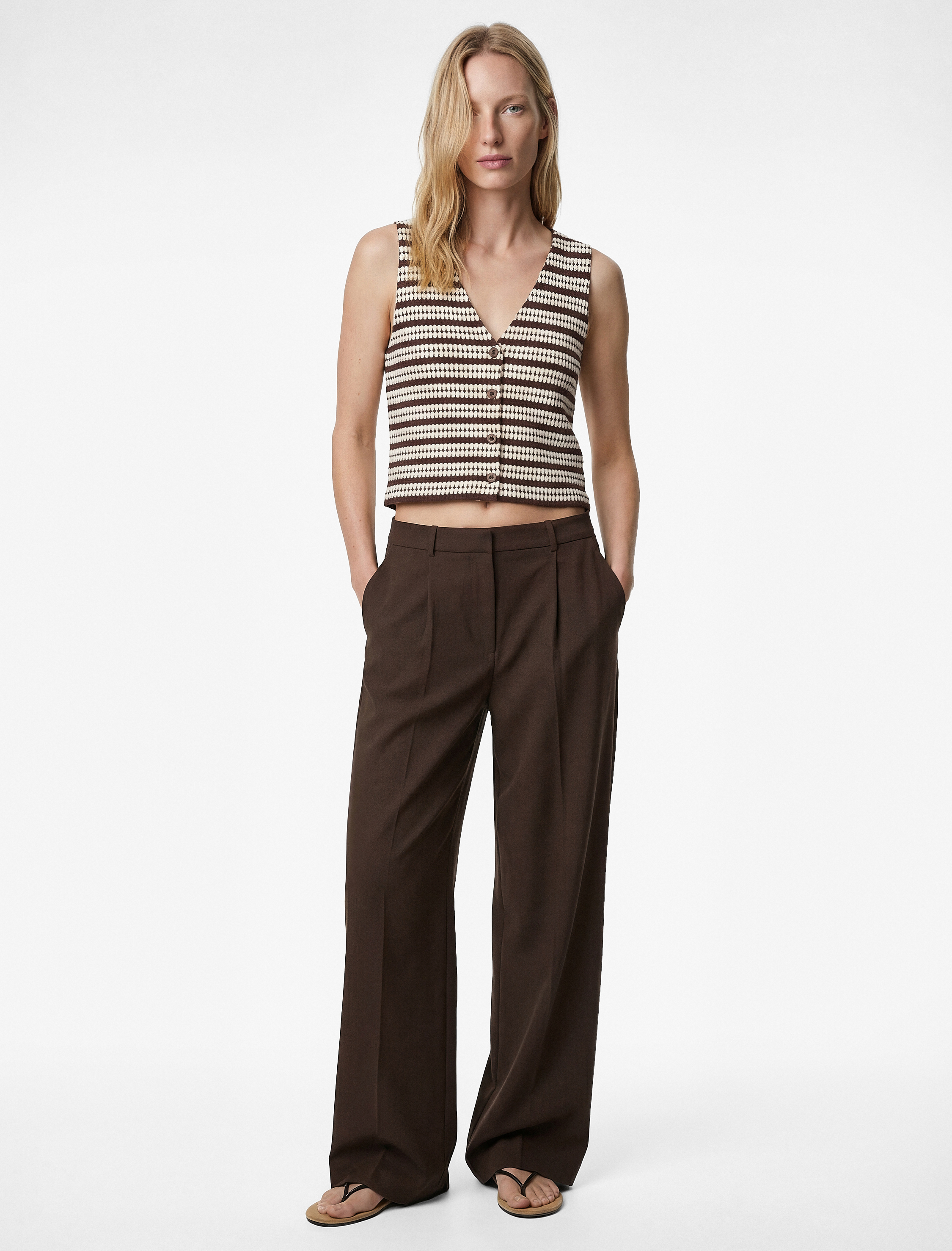   Slim Fit Düğmeli V Yaka Desenli Çizgili Yelek