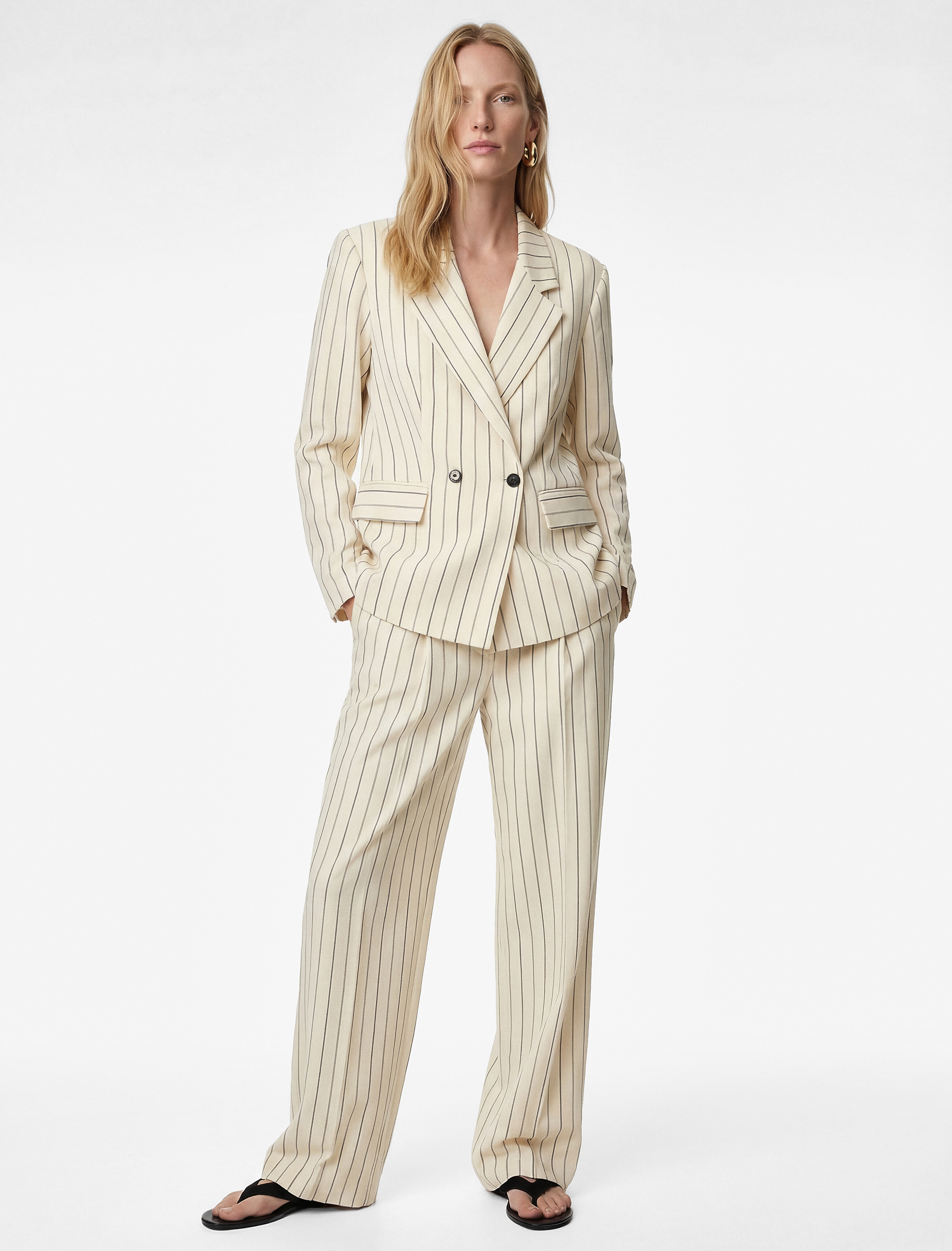   Uzun Kollu Cep Detaylı Düğmeli Çizgili Kruvaze Yaka Blazer Ceket