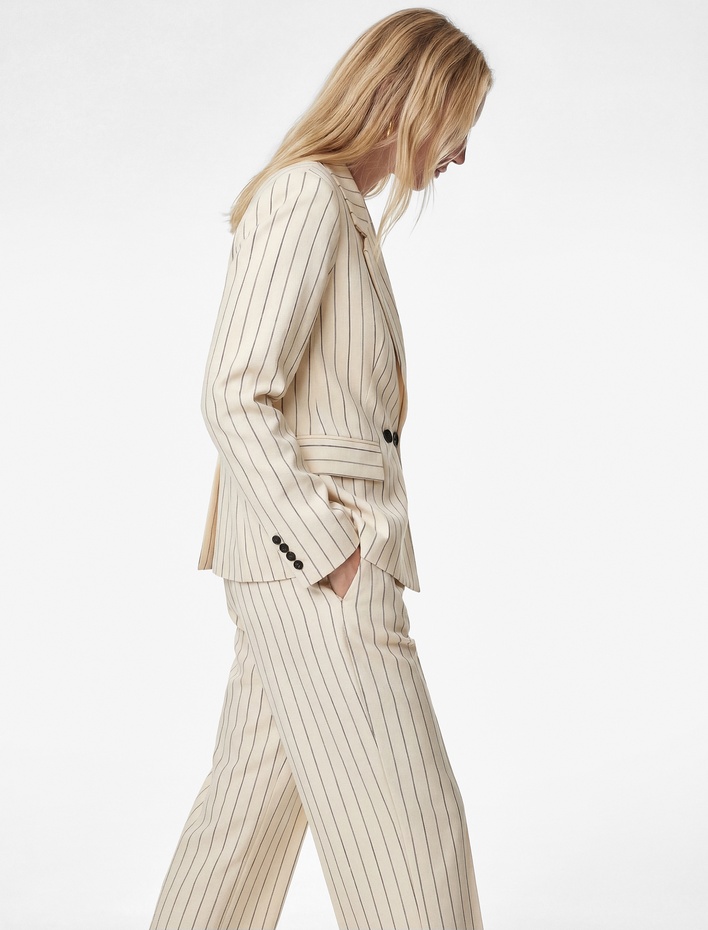  Uzun Kollu Cep Detaylı Düğmeli Çizgili Kruvaze Yaka Blazer Ceket