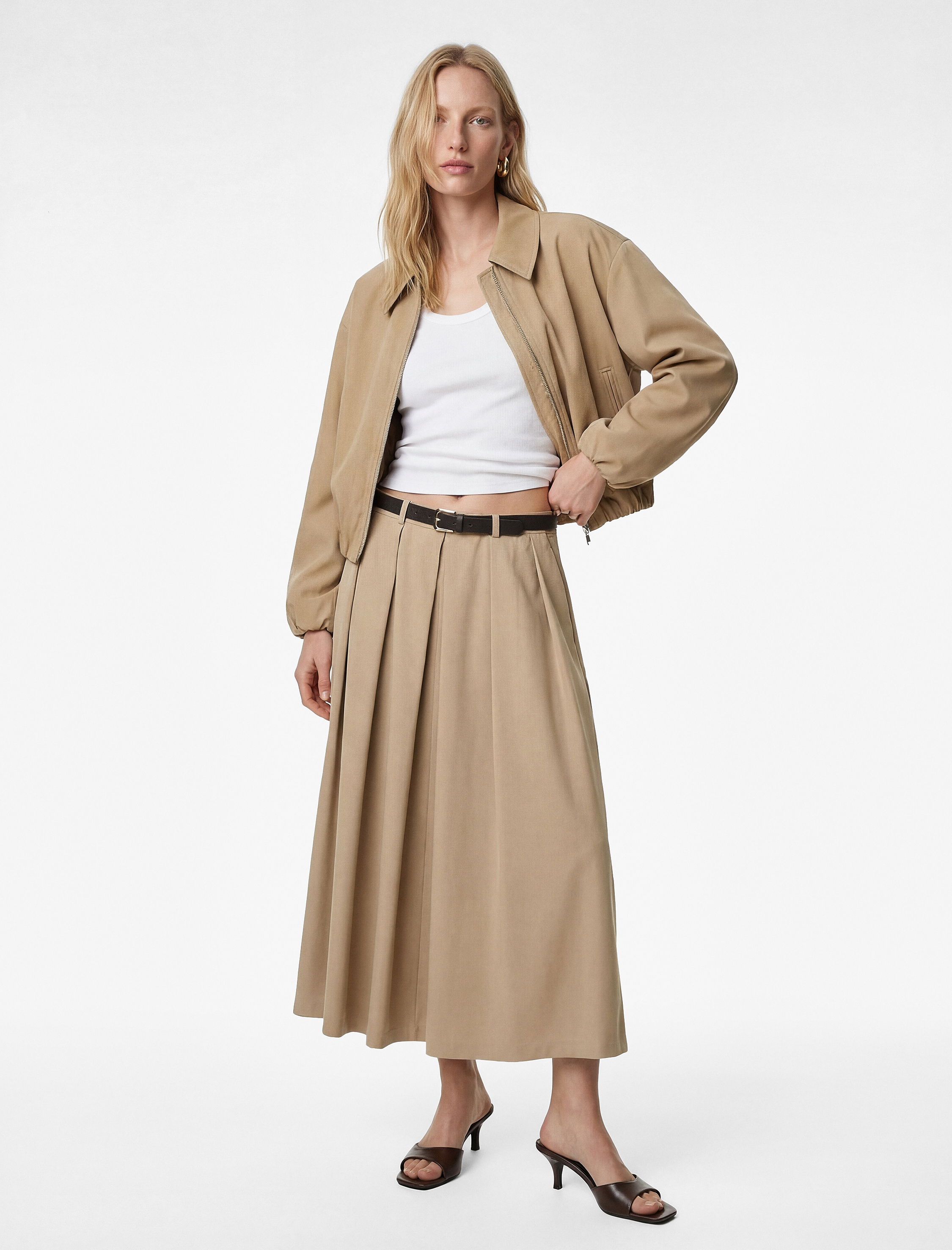   Rahat Kalıp Polo Yaka Fermuarlı Cep Detaylı Bomber Ceket