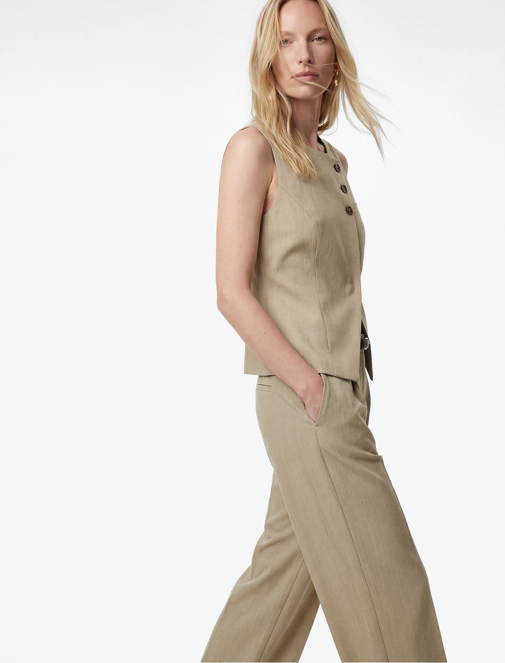  Asimetrik Kesim Düğme Detaylı Kolsuz Viskon Karışımlı Blazer Yelek