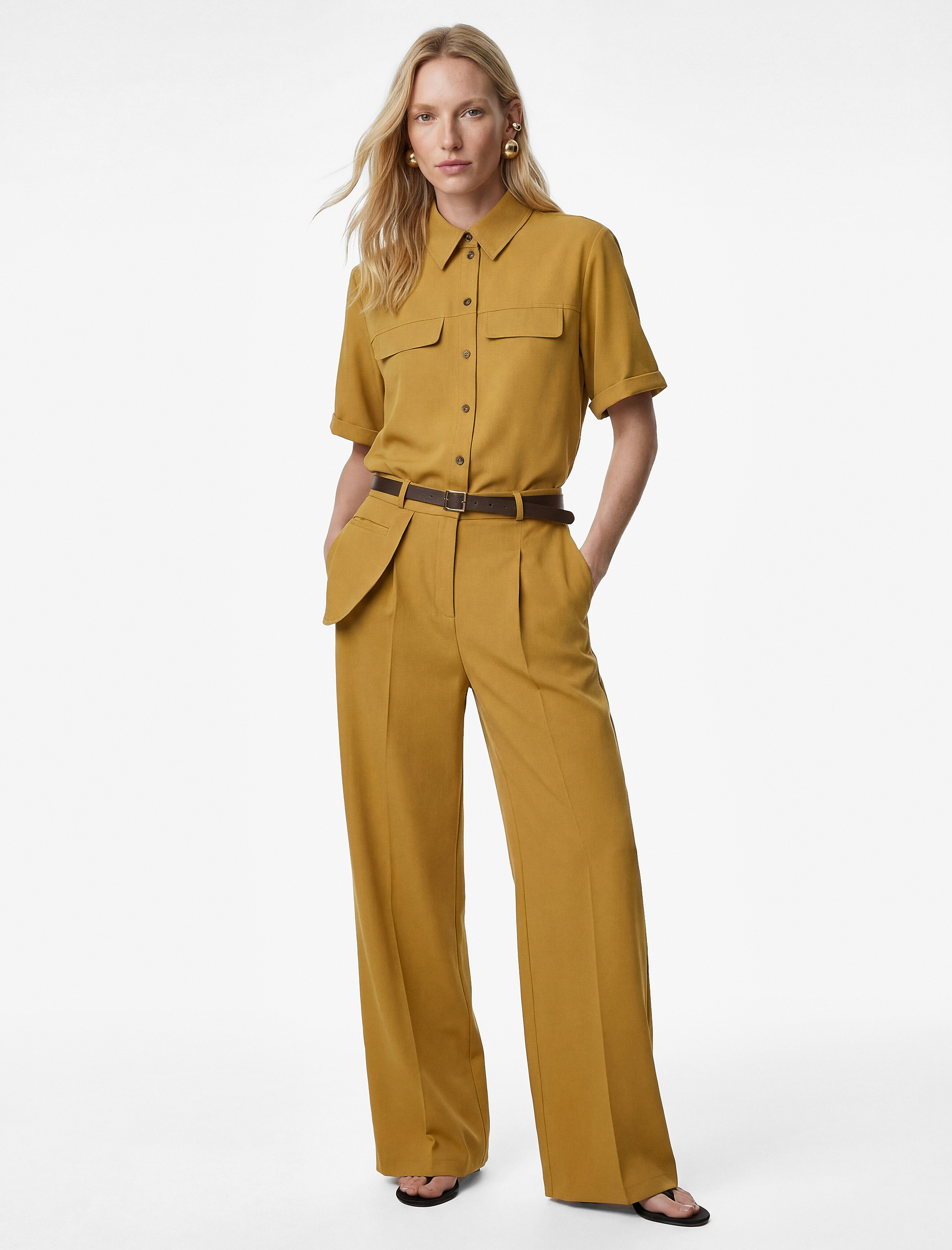 Yüksek Bel Cep Detaylı Kemerli Geniş Paça Kumaş Pantolon - Görsel 3