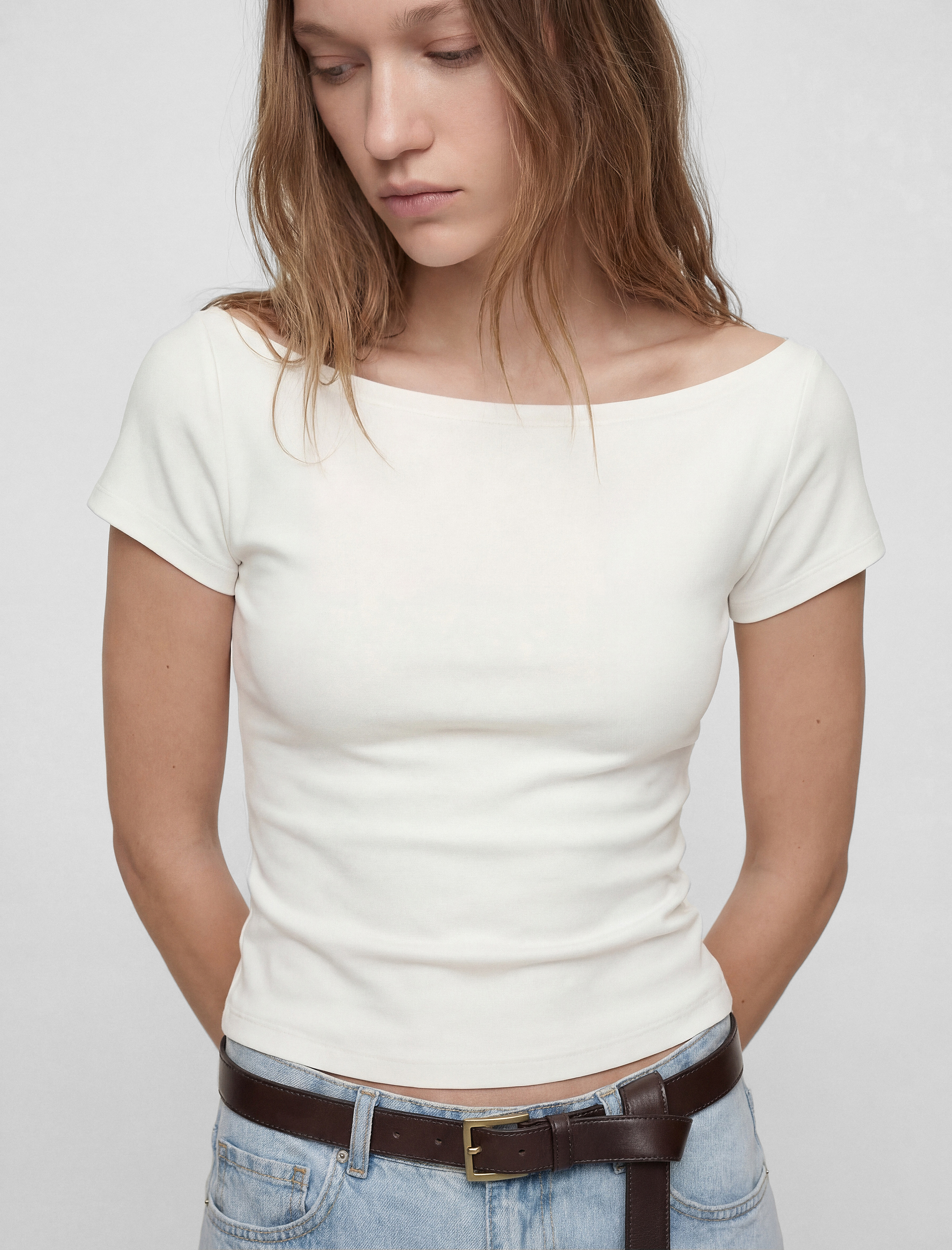   Pamuklu Kısa Kollu Kayık Yaka Slim Fit Tişört