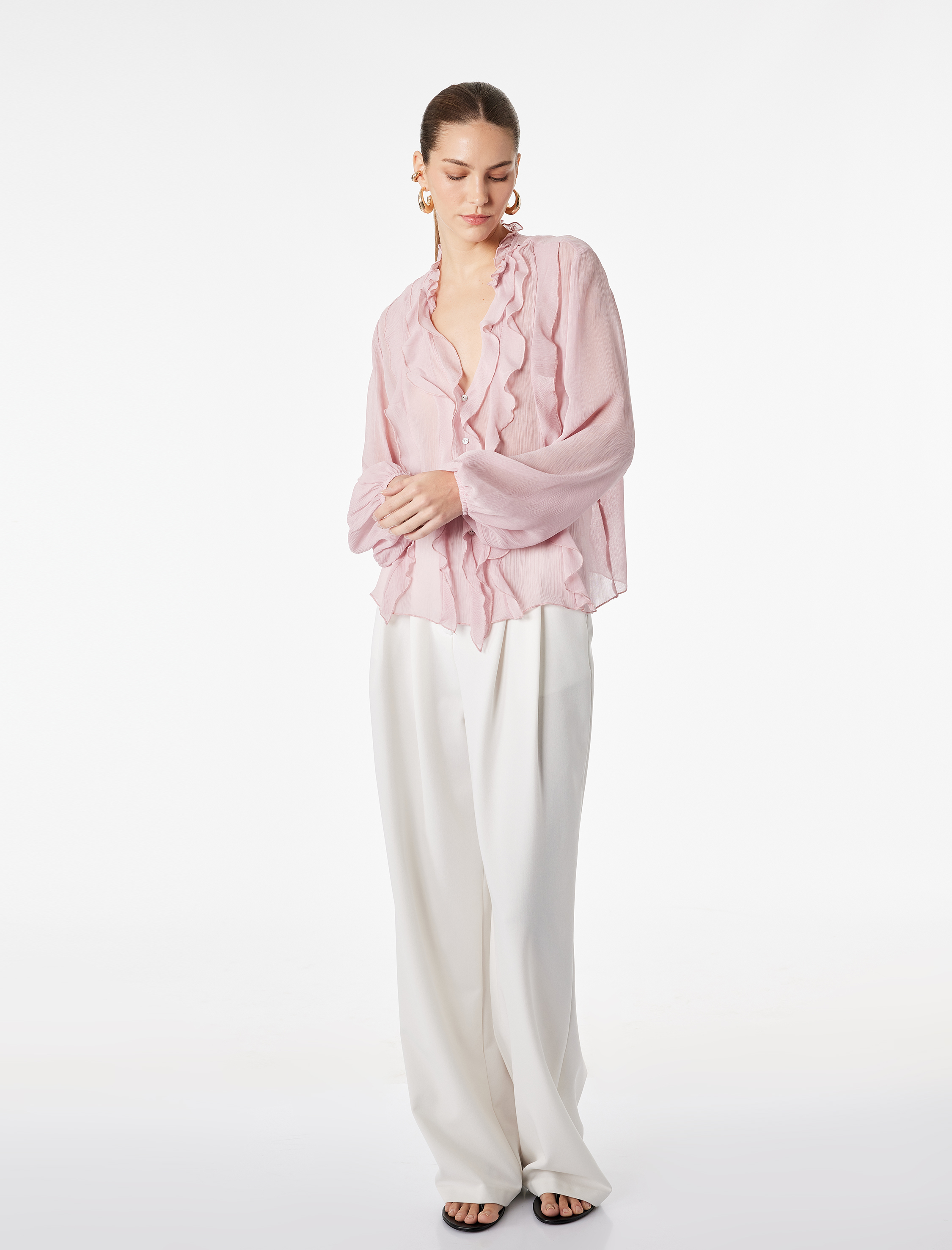   Viskon Düğmeli Uzun Kollu Fırfır Detaylı Şifon Gömlek