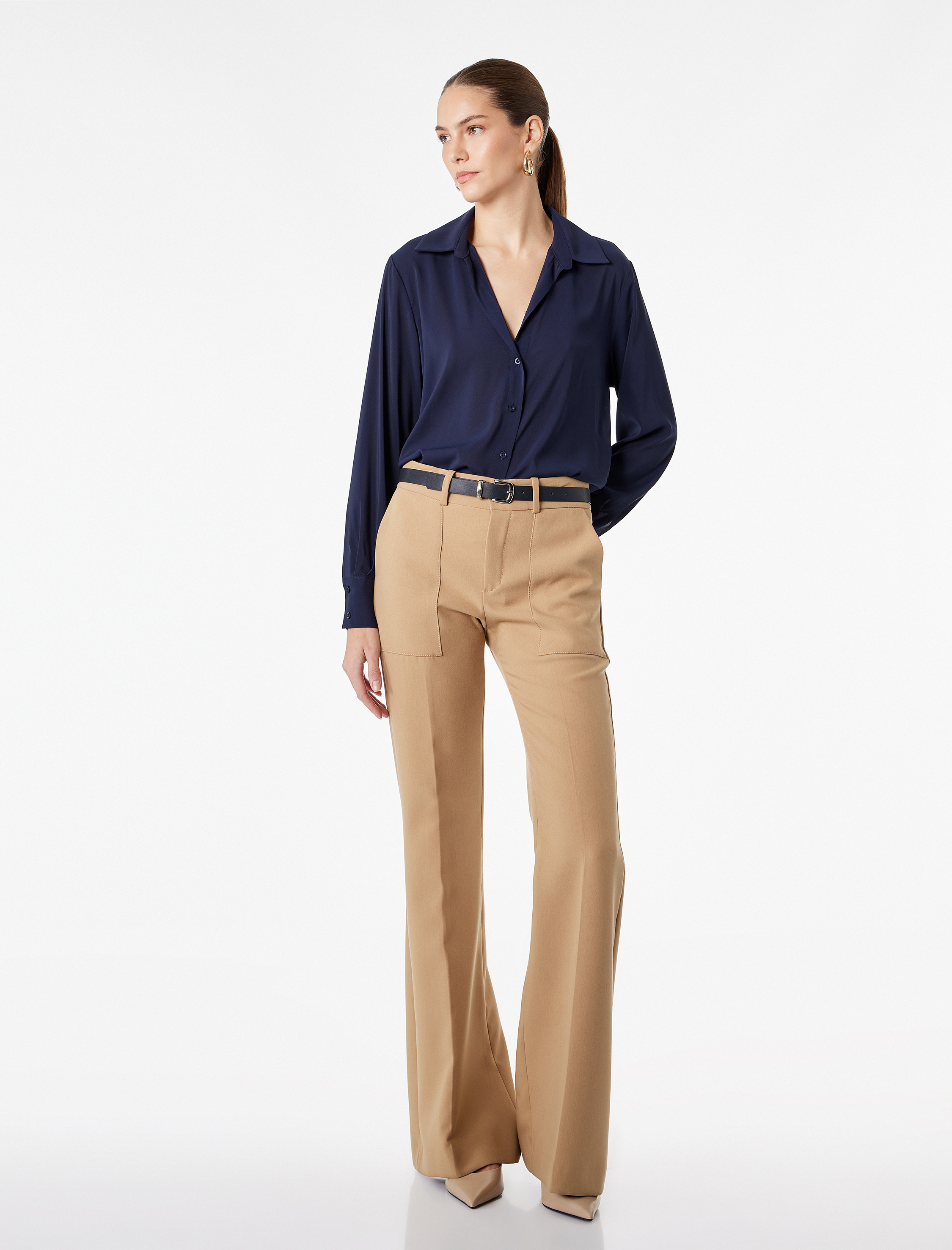   Regular Fit Düğmeli Uzun Kollu Şifon Gömlek