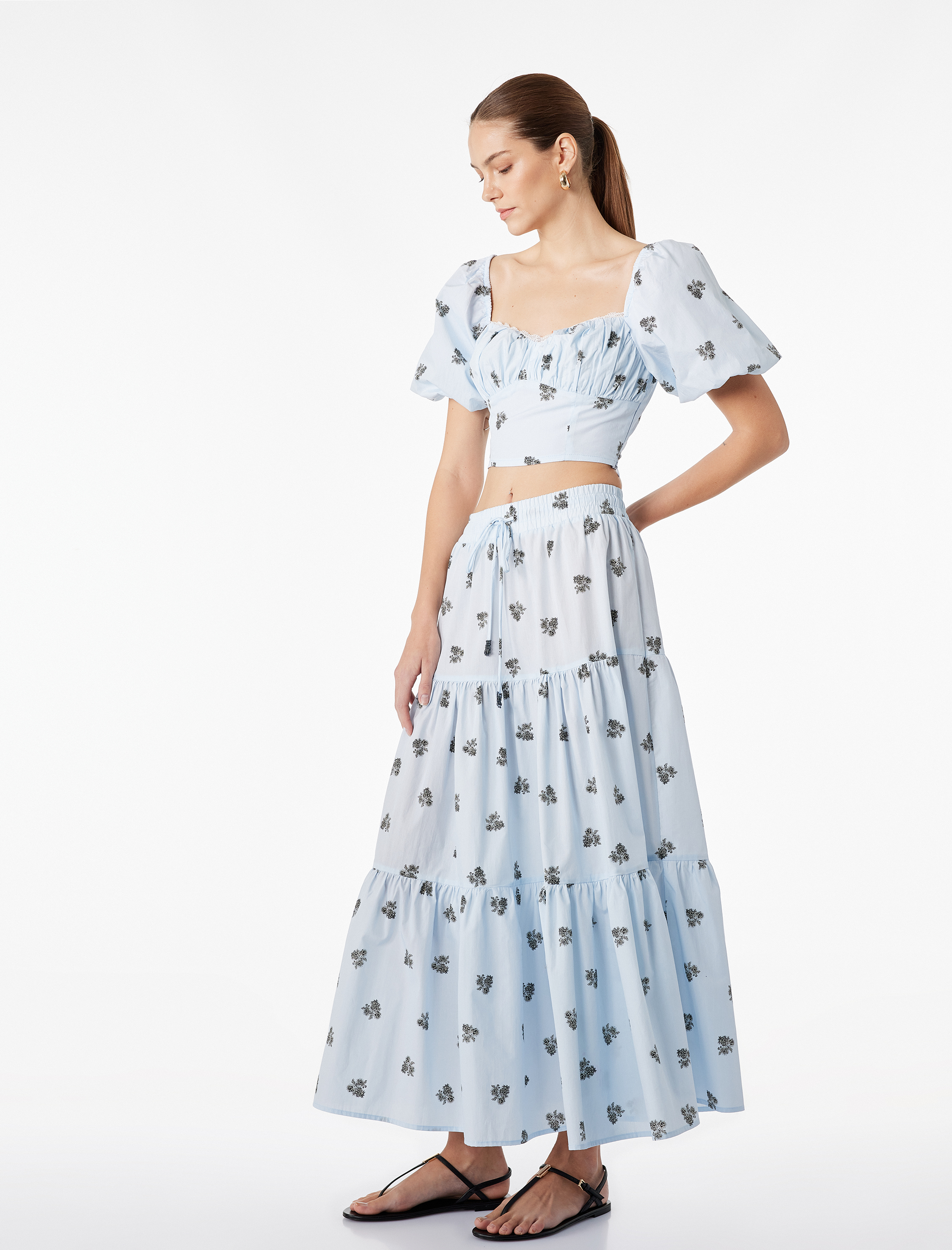   Pamuklu Katlı Kloş Tam Daire Uzun Çiçekli Poplin Etek