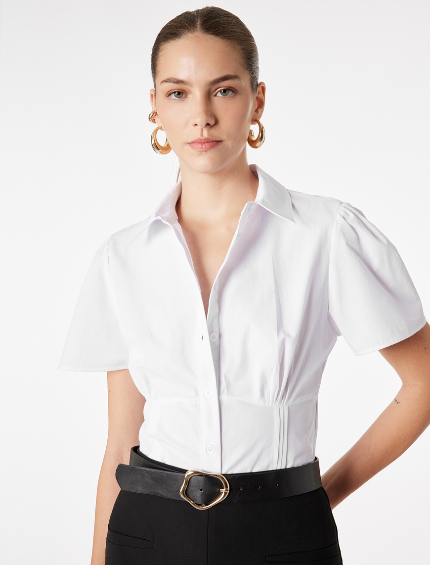 Koton Kadın Pamuklu Düğmeli Klasik Yaka Slim Fit Kısa Kollu Gömlek