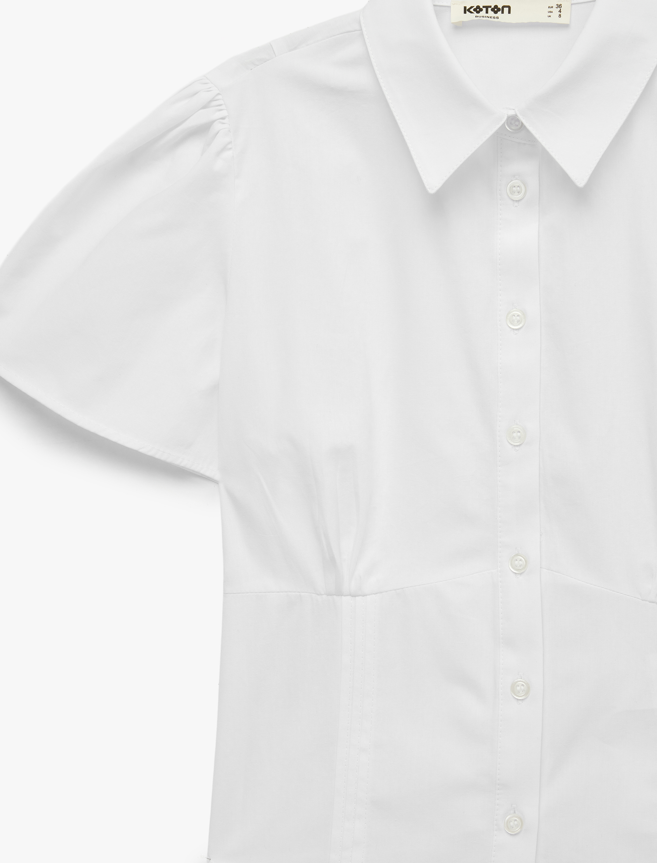   Pamuklu Düğmeli Klasik Yaka Slim Fit Kısa Kollu Gömlek