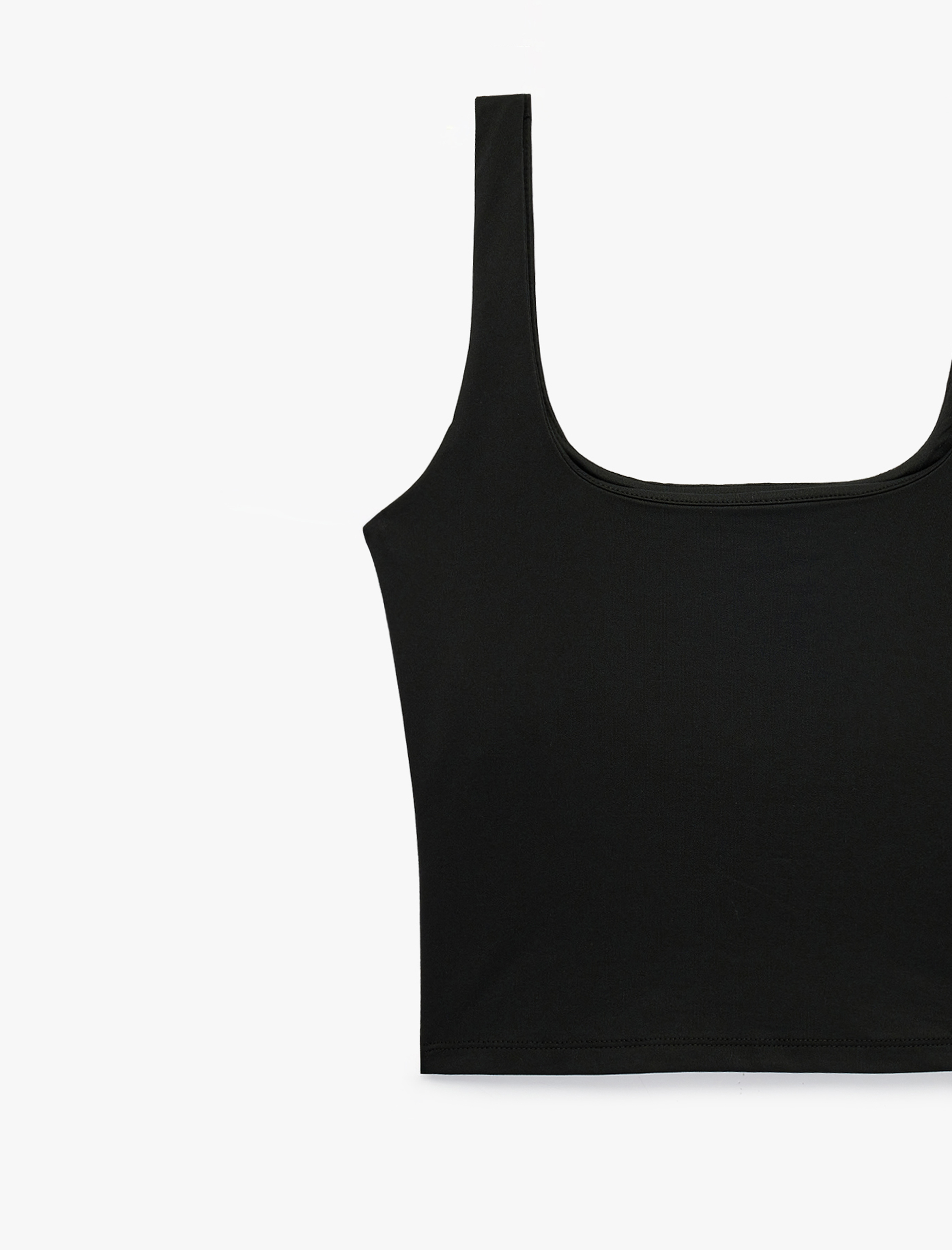   Kare Yaka Slim Fit Kalın Askılı Crop Bluz