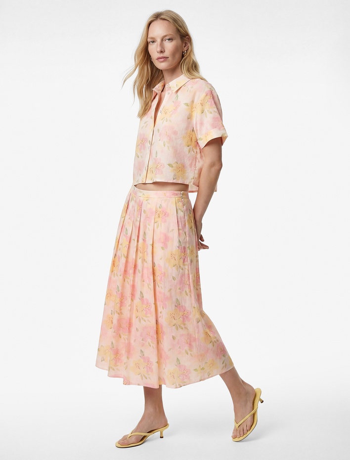  Pamuk Karışımlı Rahat Kalıp Kısa Kollu Çiçekli Crop Gömlek