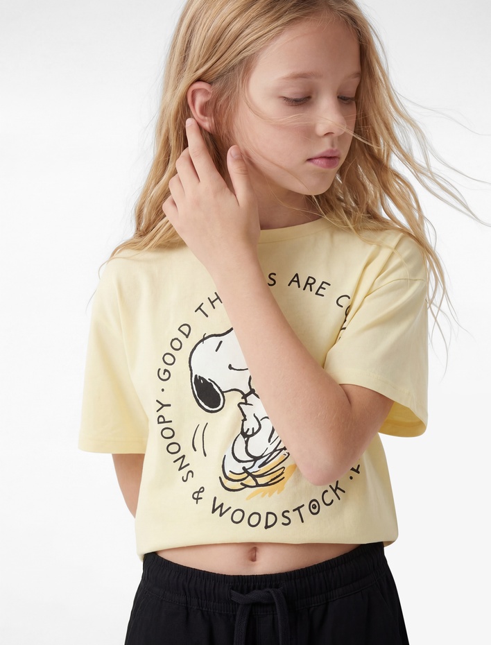 Kız Çocuk Snoopy Baskılı Bisiklet Yaka Kısa Kollu Pamuklu Lisanslı Tişört