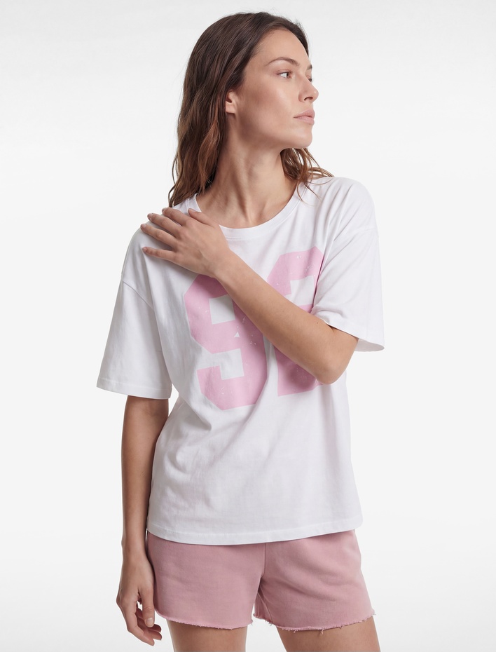  Kısa Kollu Kayık Yaka Pamuklu Baskılı Oversize Spor Tişört