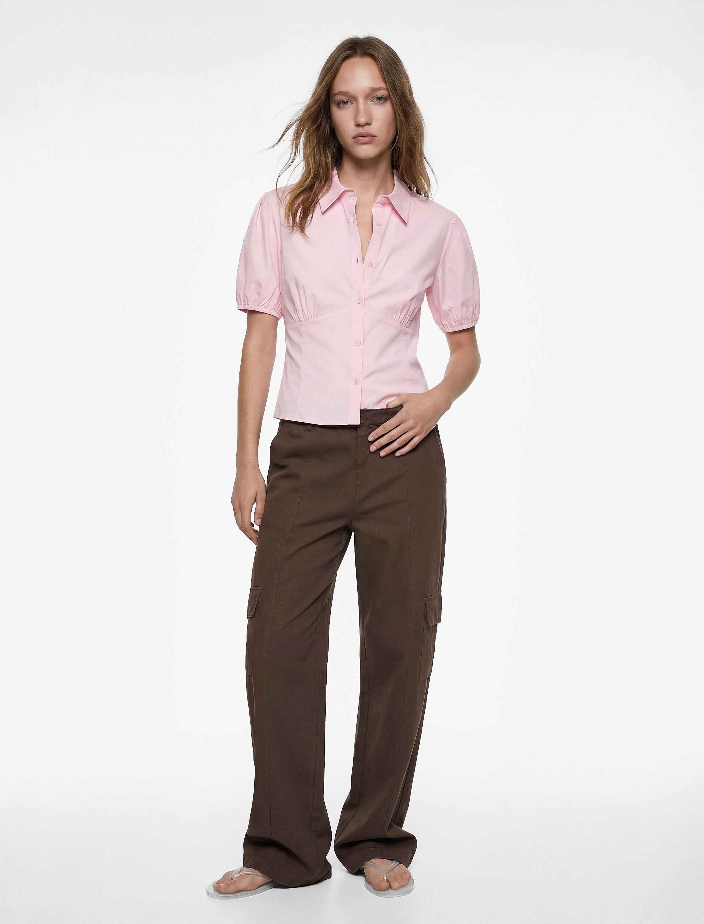 Pamuklu Slim Fit Kısa Balon Kollu Klasik Yaka Crop Bluz