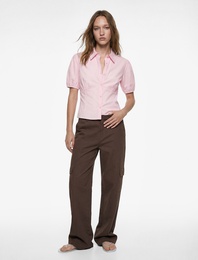 Pamuklu Slim Fit Kısa Balon Kollu Klasik Yaka Crop Bluz