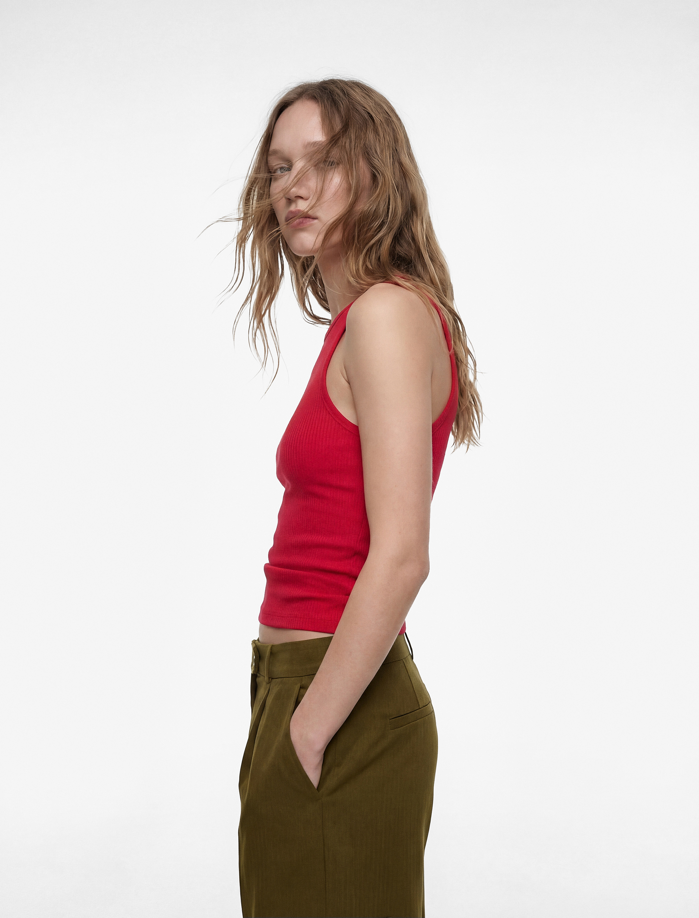   Slim Fit Kolsuz Kayık Yaka Atlet