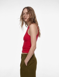 Slim Fit Kolsuz Kayık Yaka Atlet