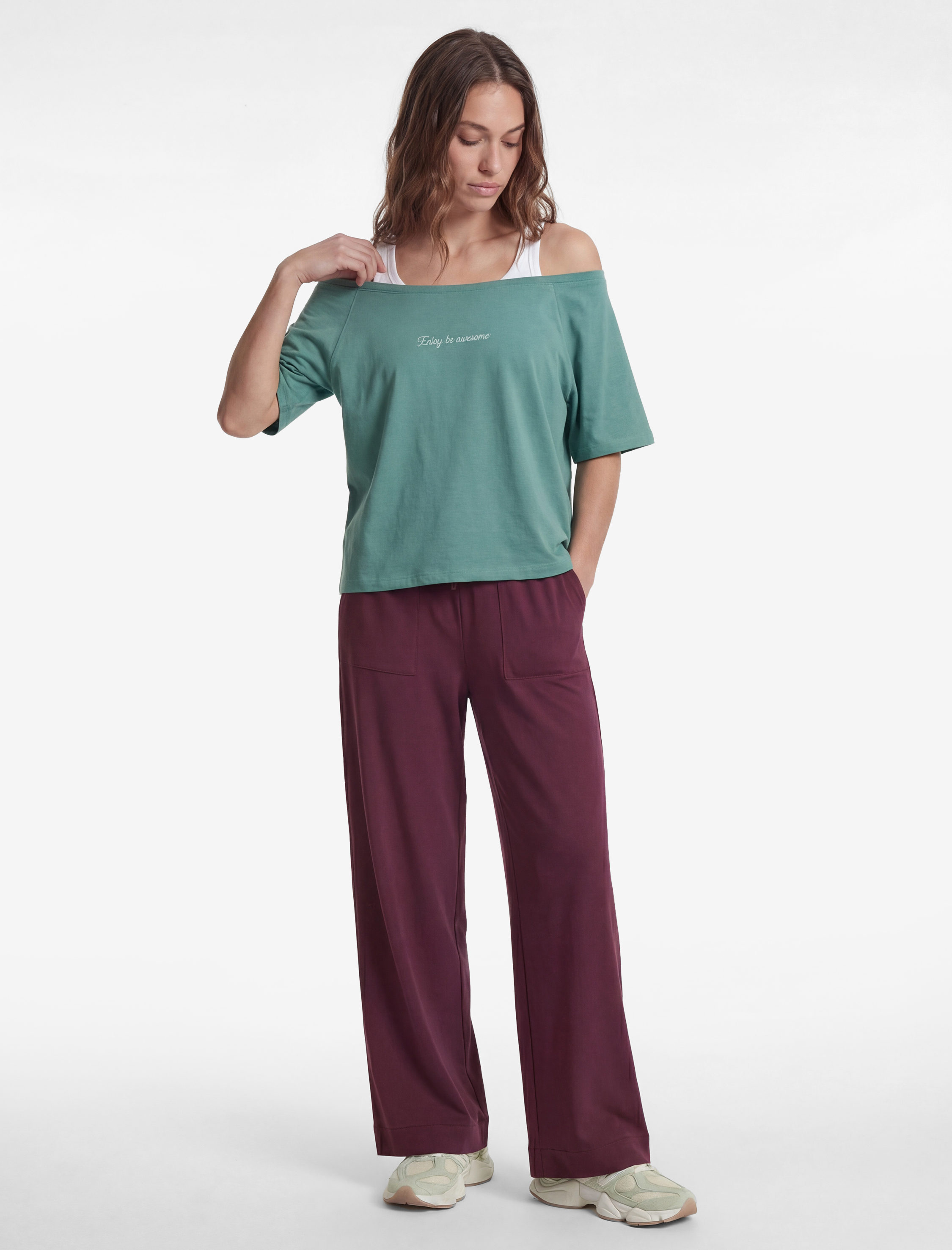   Pamuklu Kayık Yaka Kısa Kollu Baskılı Oversize Spor Tişört