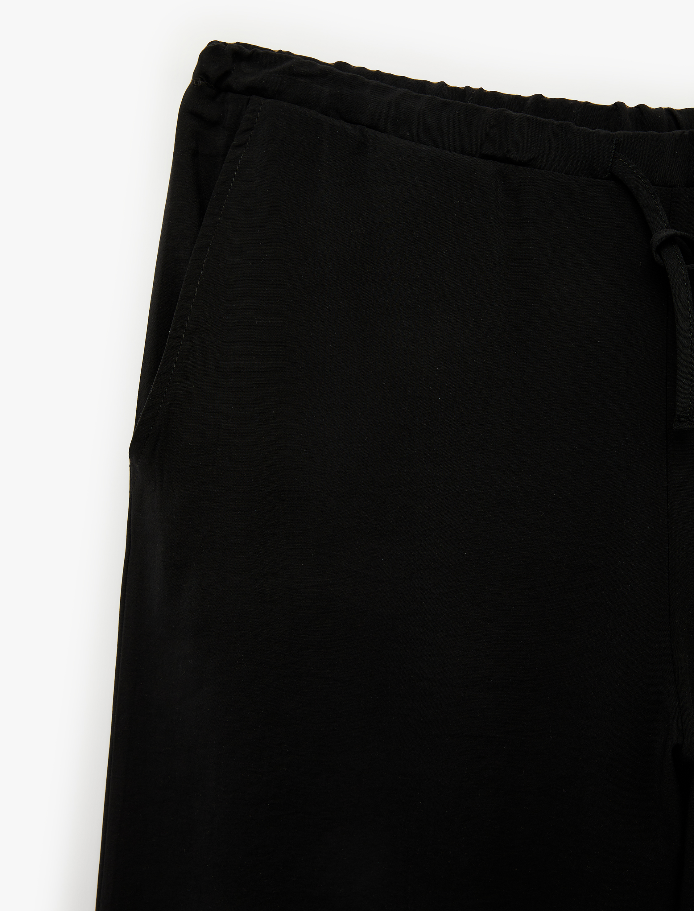   Rahat Kalıp Beli Bağcıklı Viskon Geniş Paça Pantolon