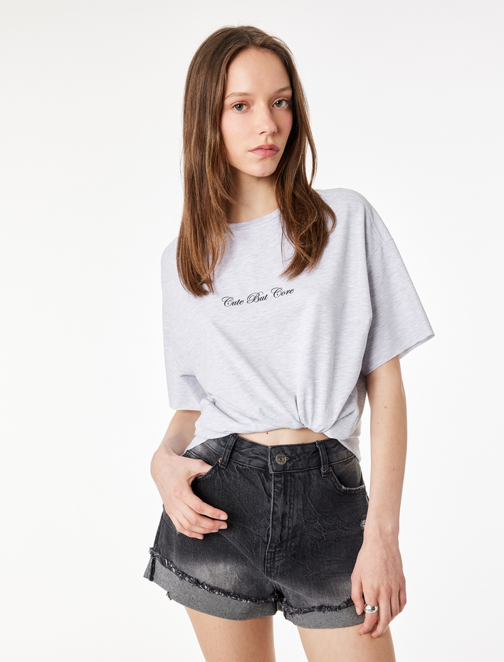  Rahat Kalıp Yarım Kollu Bisiklet Yaka Baskılı Spor Tişört