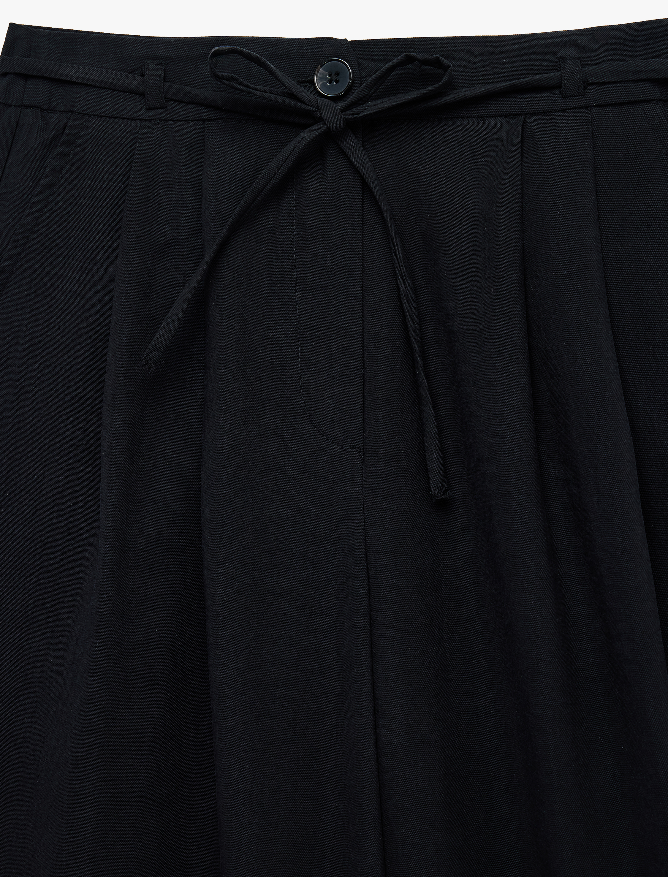   Beli Bağcıklı Cep Detaylı Geniş Paça Kumaş Pantolon