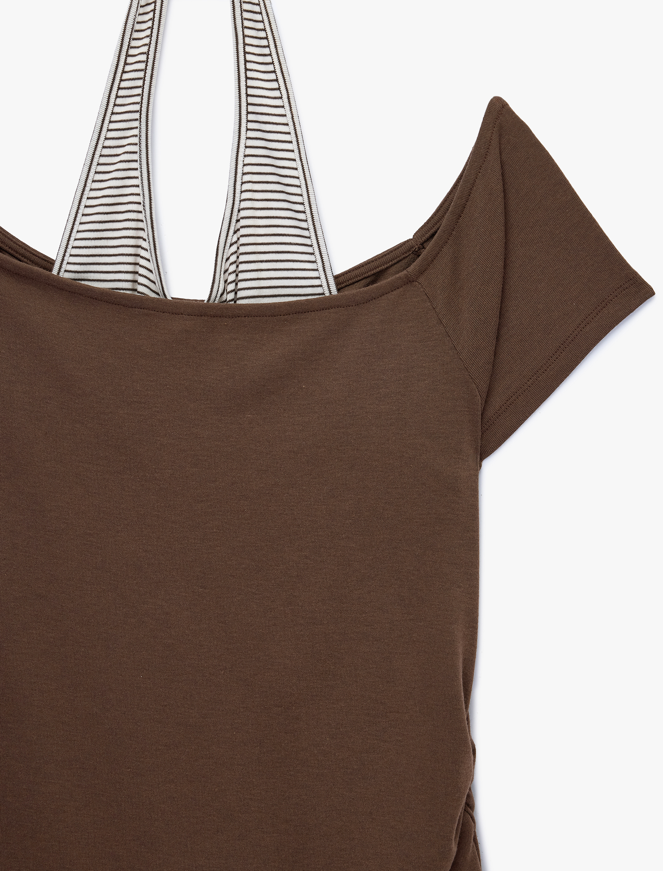   Slim Fit Atlet Detaylı Kısa Kollu Viskon Karışımlı Omzu Açık Tişört