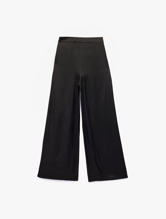  Cep Detaylı Pileli Saten Geniş Paça Pantolon