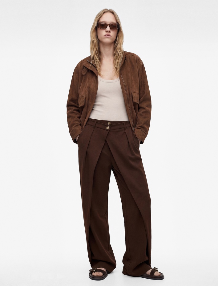  Slim Fit Kolsuz U Yaka Çıt Çıt Detaylı Body