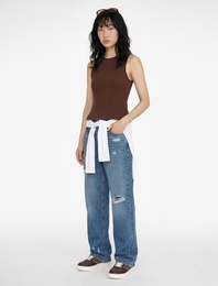 Pamuklu Slim Fit Kolsuz Bisiklet Yaka Bluz