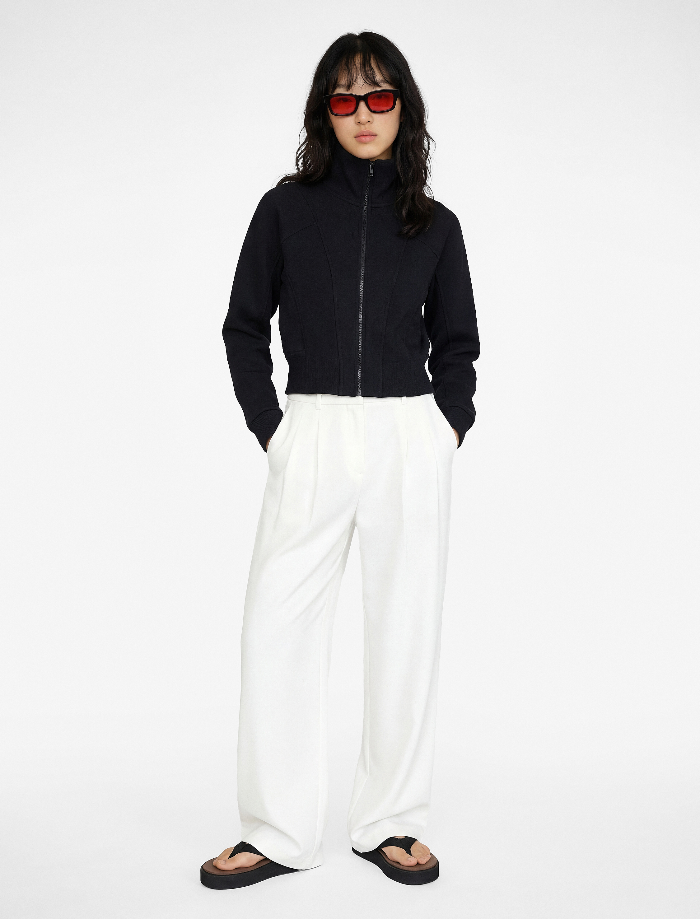   Şardonlu Uzun Kollu Klasik Yaka Fermuarlı Sweatshirt