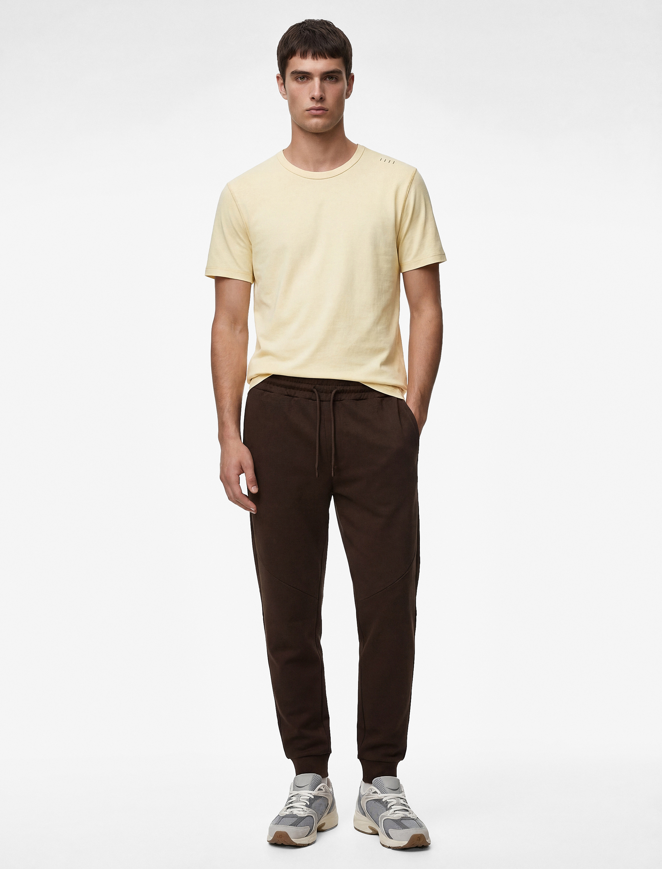   Regular Fit Baskı Detaylı Bisiklet Yaka Kısa Kollu Spor Tişört