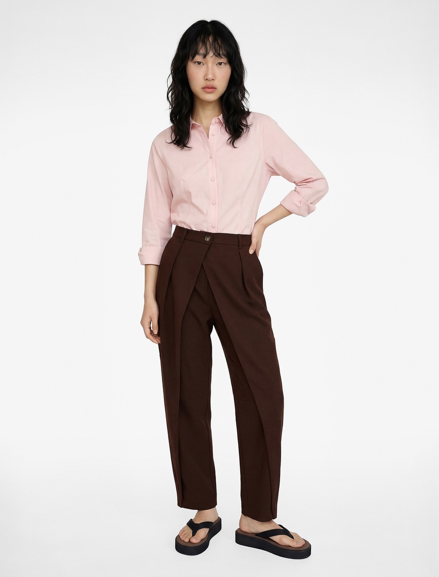Koton Kadın Slim Fit Uzun Kollu Klasik Yaka Sırtı Bağcık Detaylı Düğmeli Poplin Gömlek