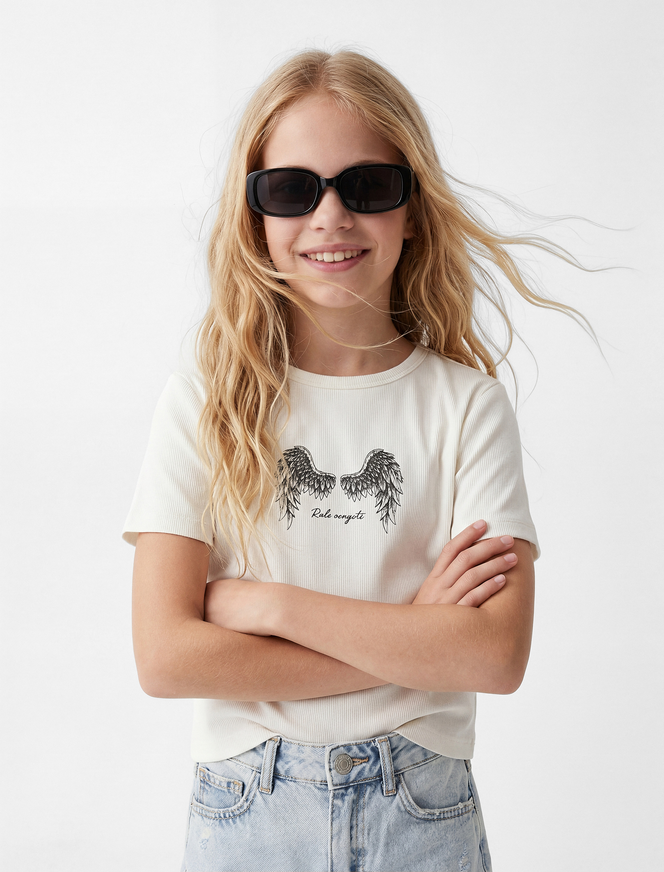 Saçaklı Paça Cepli Pamuklu Denim Şort - Görsel 2