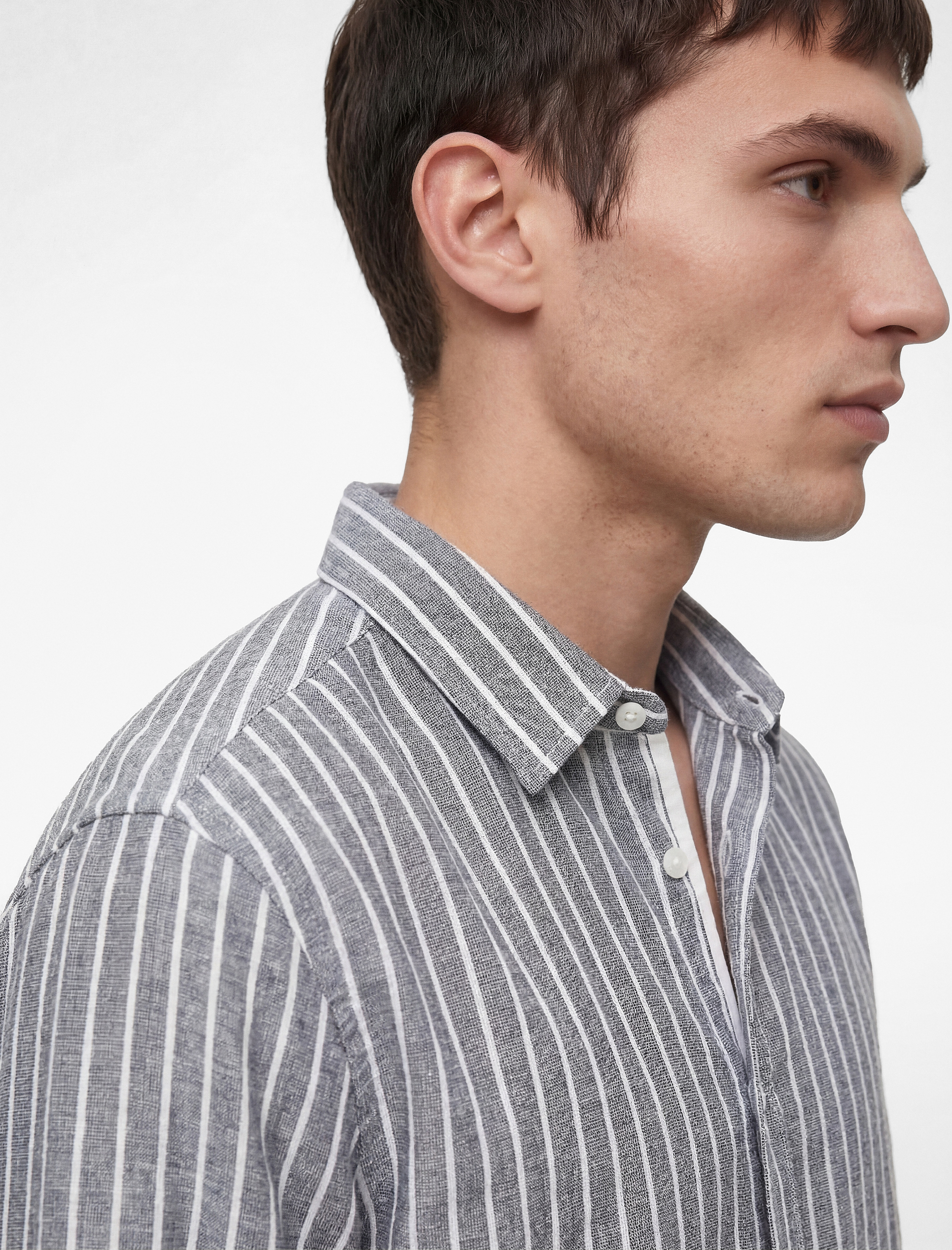 Klasik Yaka Regular Fit Uzun Kollu Pamuklu Çizgili Gömlek