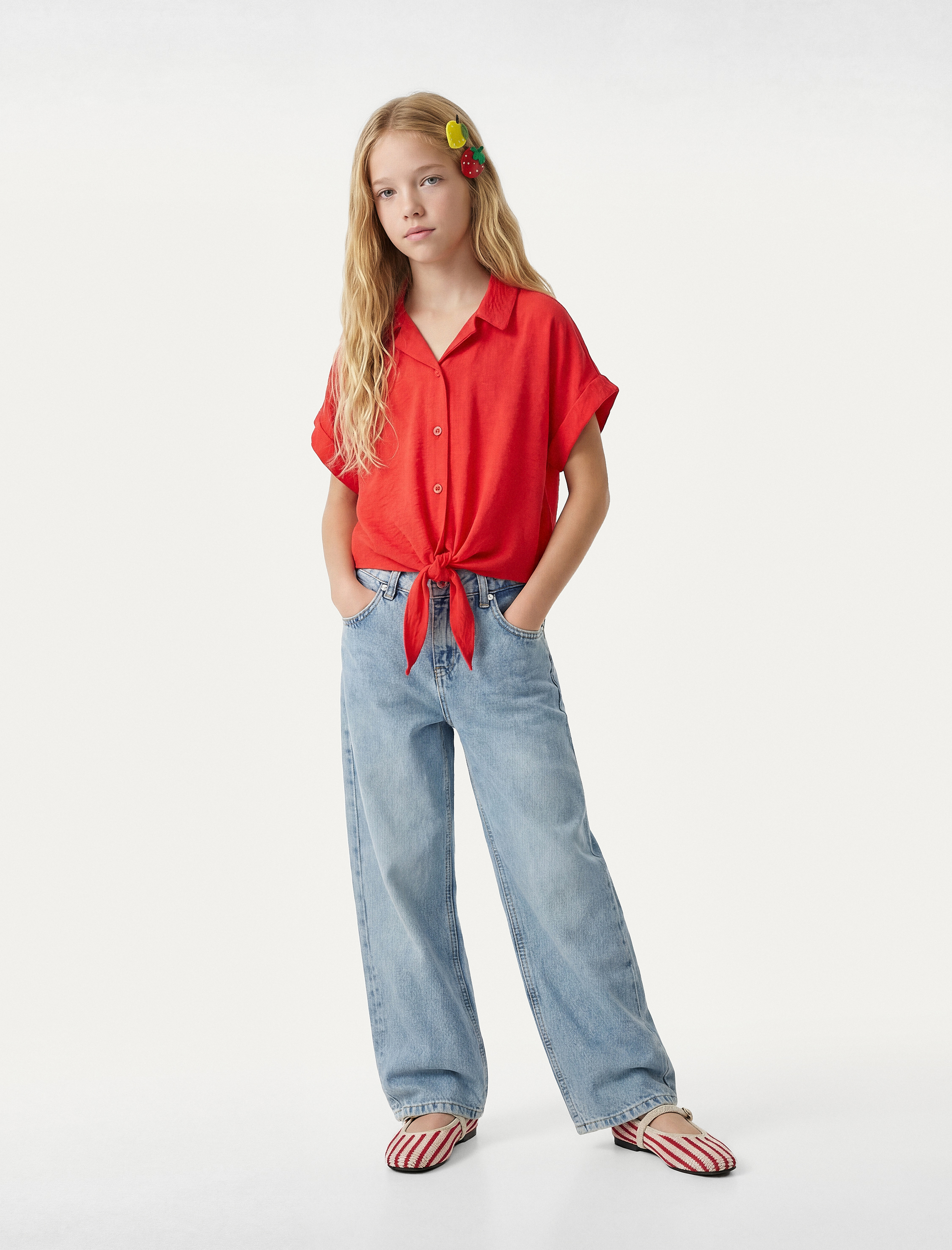 Bağlama Detaylı Düğmeli Kolsuz Crop Gömlek - Görsel 2