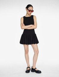 Volanlı Fermuarlı Slim Fit Kolsuz Bisiklet Yaka Mini Balon Elbise