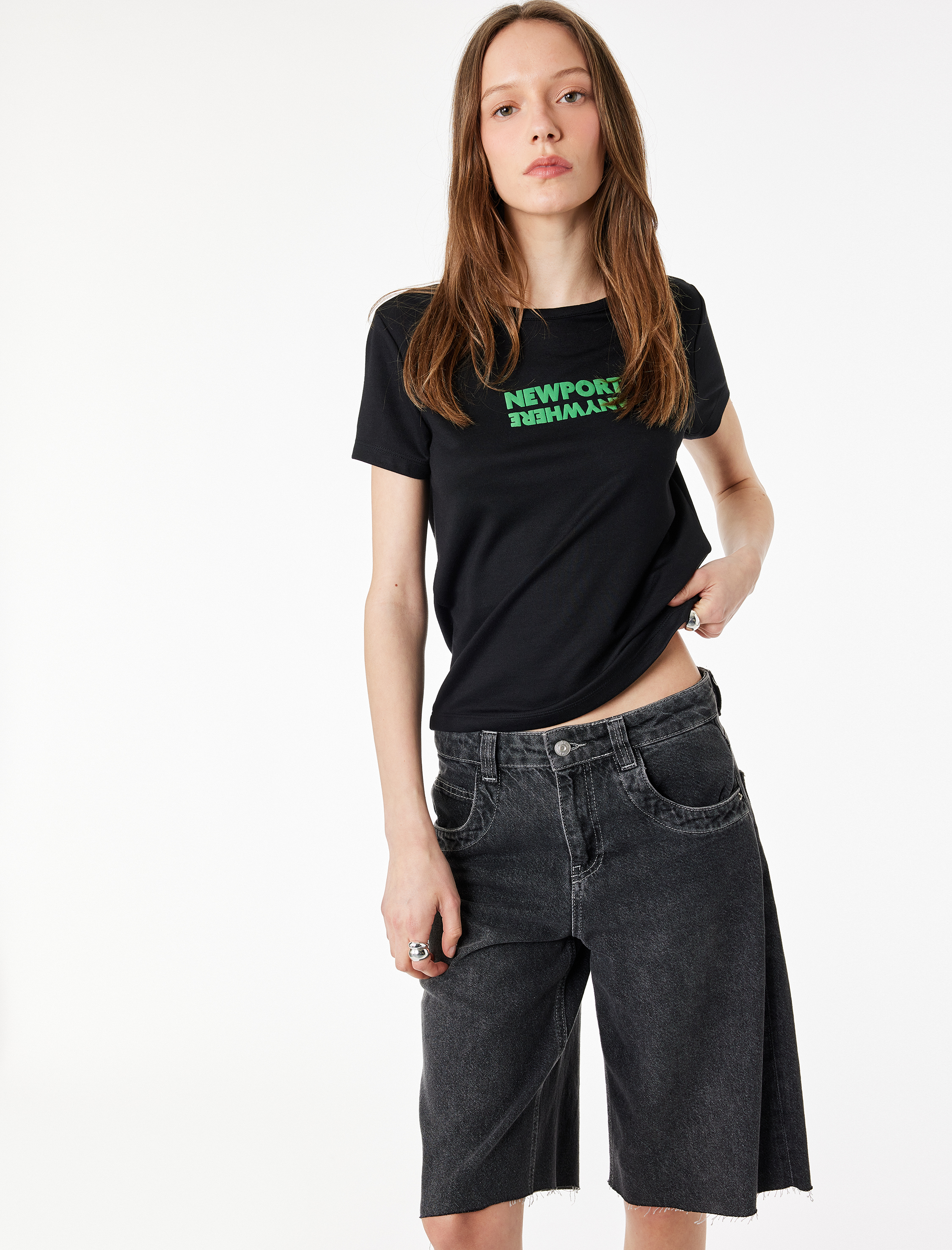  Slim Fit Kısa Kollu Bisiklet Yaka Modal Karışımlı Baskılı Tişört