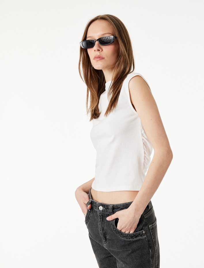  Pamuklu Kısa Kollu Bisiklet Yaka Drapeli Tişört