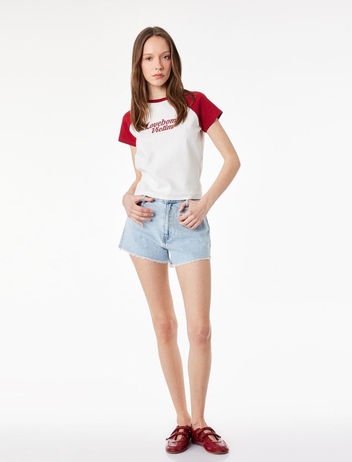  Slim Fit Kısa Kollu Bisiklet Yaka Pamuklu Baskılı Tişört