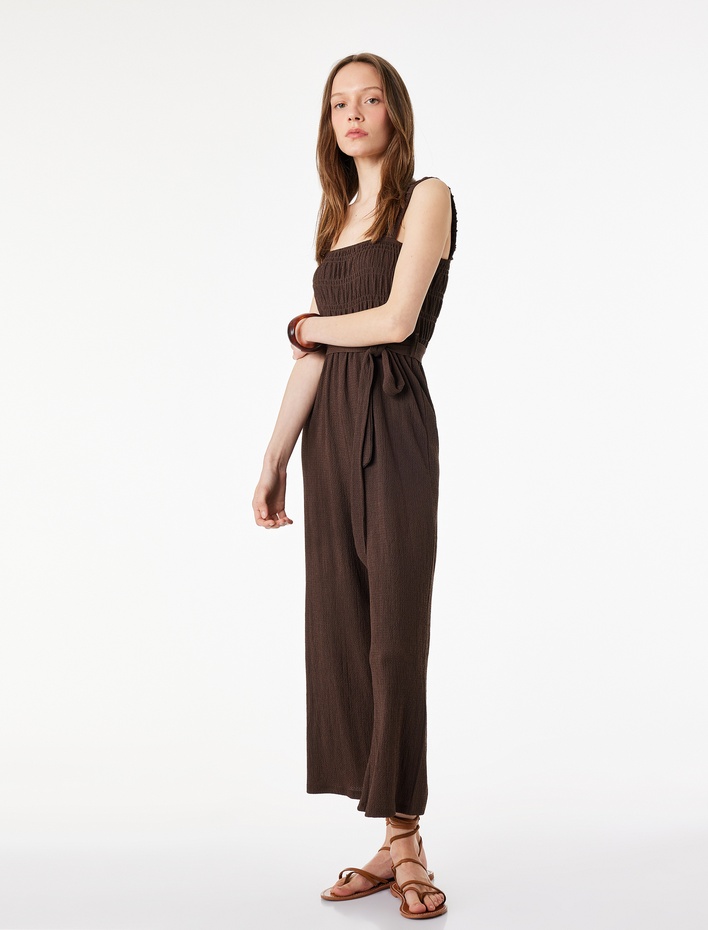  Bürümcük Kare Yaka Kolsuz Kemer Detaylı Gipeli Geniş Paça Tulum