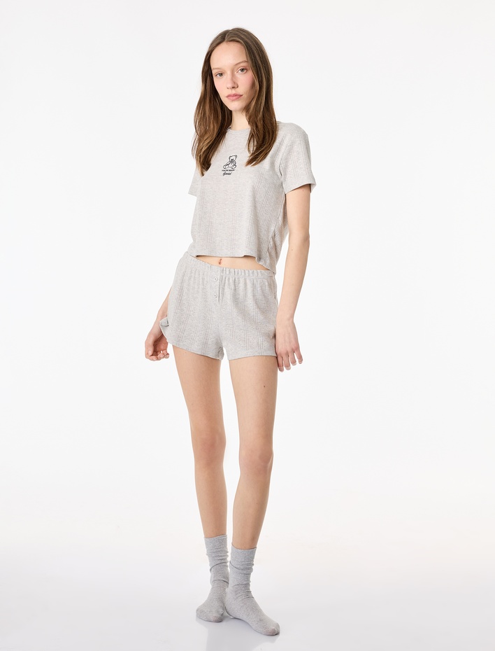  Kısa Kollu Bisiklet Yaka Ayıcık Detaylı Şortlu Pijama Takımı
