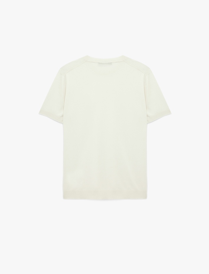  Regular Fit Bisiklet Yaka Viskon Karışımlı Kısa Kollu Basic Triko Tişört