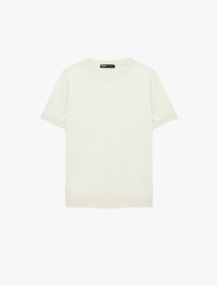  Regular Fit Bisiklet Yaka Viskon Karışımlı Kısa Kollu Basic Triko Tişört