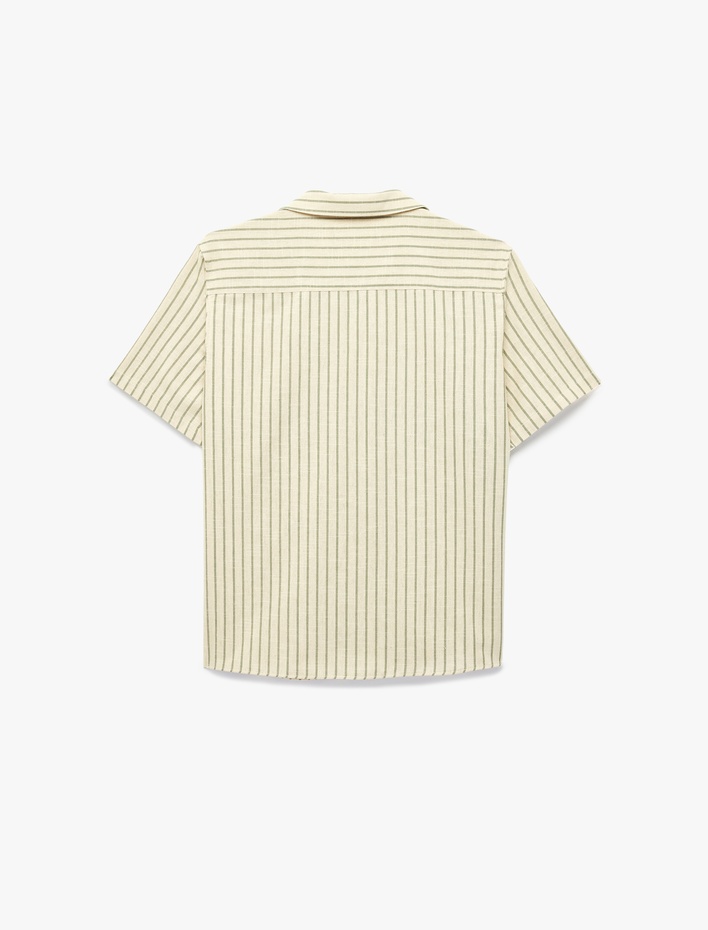  Regular Fit Kısa Kollu Pamuklu Devrik Yaka Çizgili Gömlek