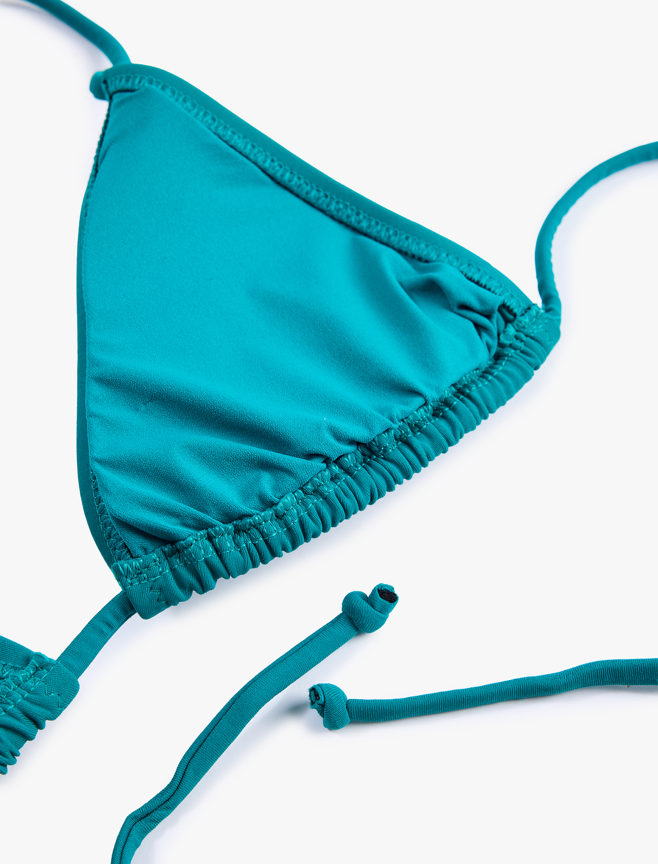   Boyundan Bağlamalı Üçgen Bikini Üstü