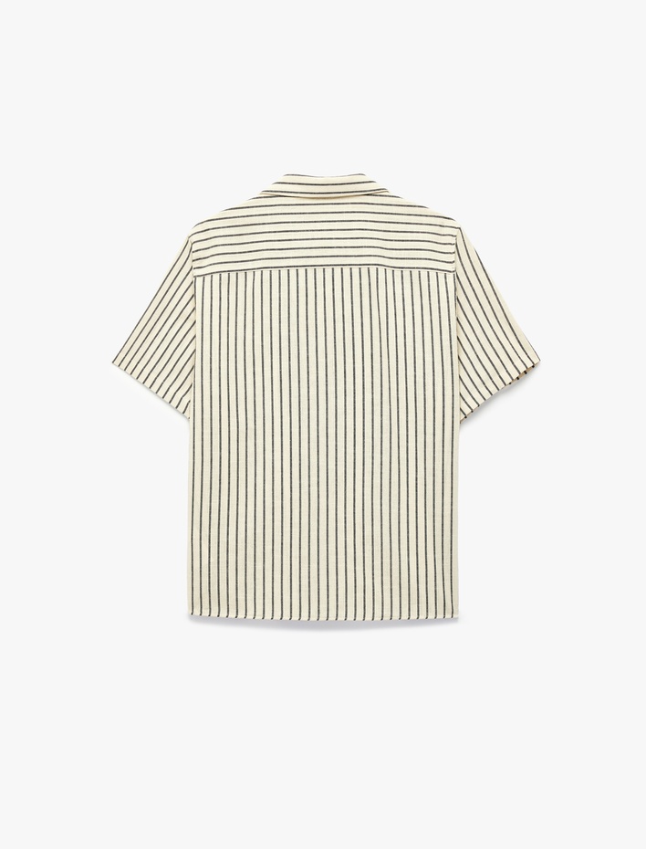  Regular Fit Kısa Kollu Pamuklu Devrik Yaka Çizgili Gömlek