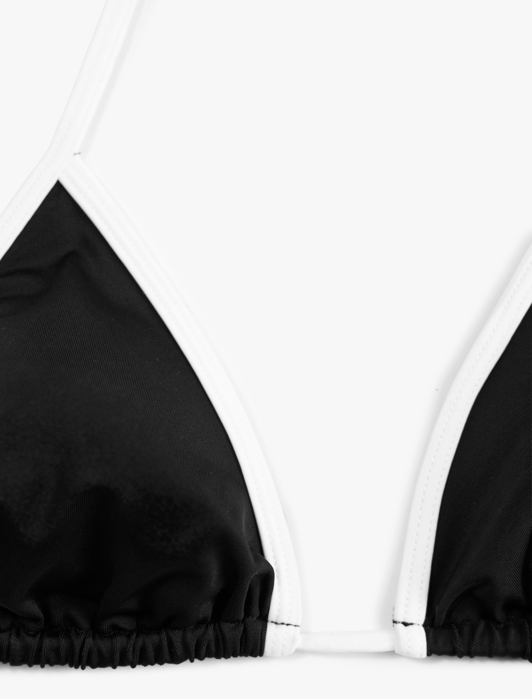   İnce Askılı Üçgen Bikini Üstü