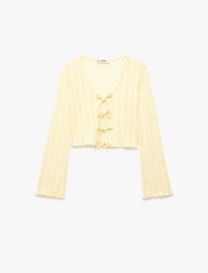  V Yaka Uzun Kollu Fiyonk Bağlama Detaylı Dantel Bluz